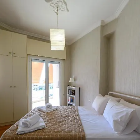 Roubini 52 Apartment Kalamata Exterior photo