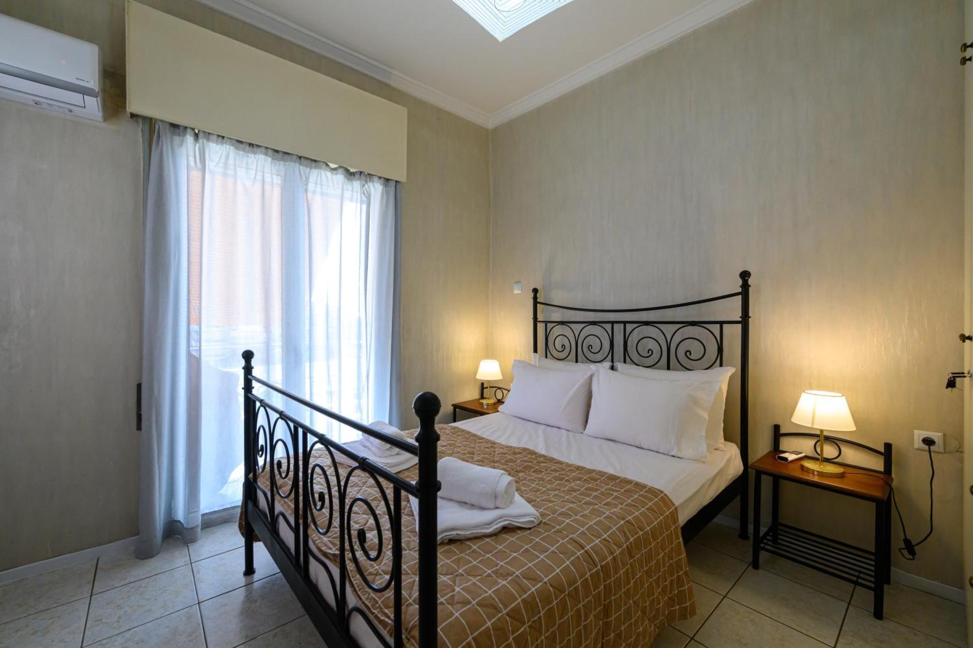 Roubini 52 Apartment *